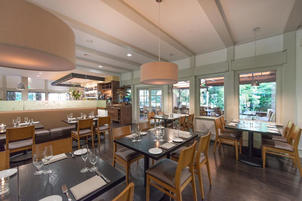 Harvest Inn Света Елена Екстериор снимка